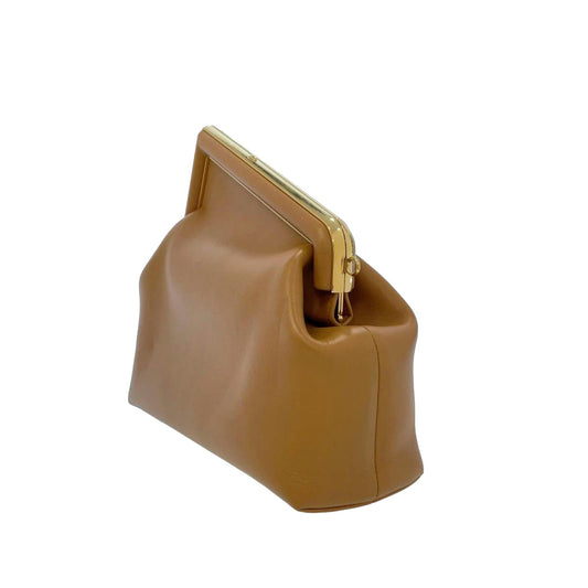 Luxury FendiMedium Luxury FendiFirst (SHG-Z2pGUt)
