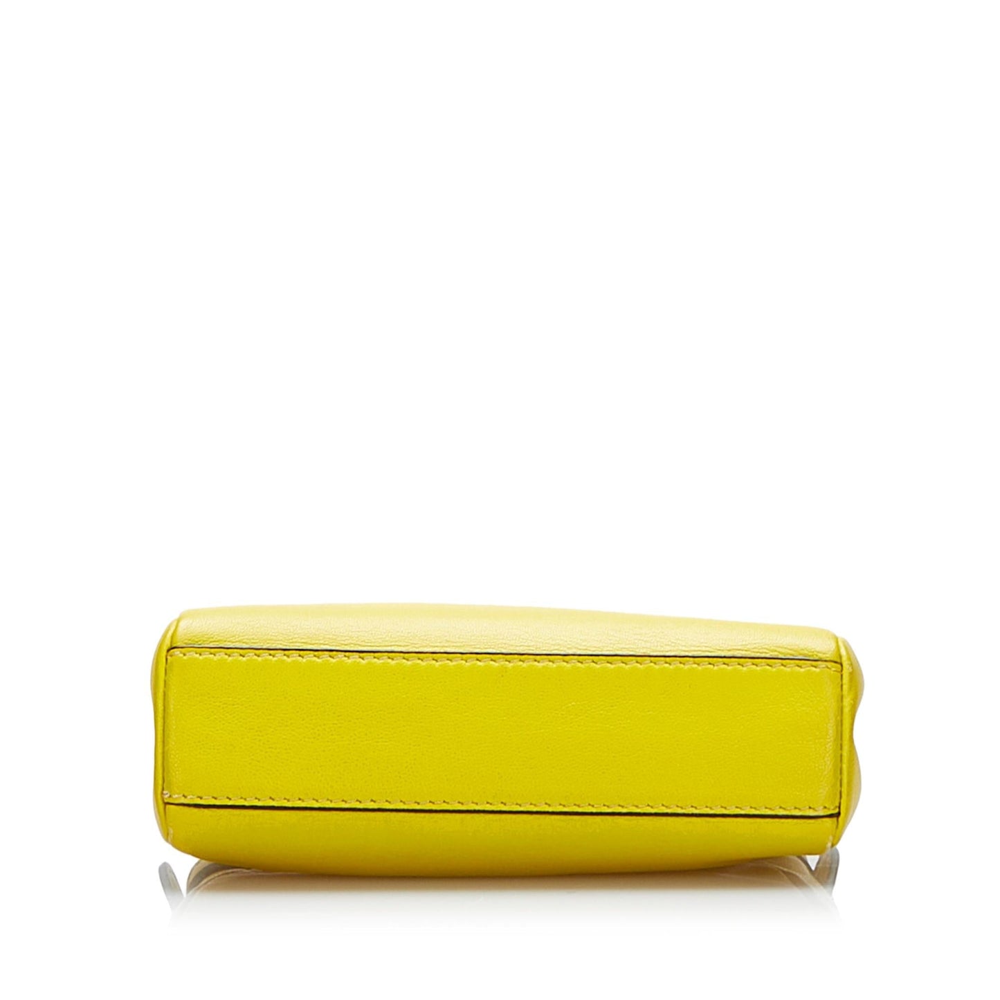 Luxury FendiMicro Peekaboo Satchel (SHG-GO8q8W)