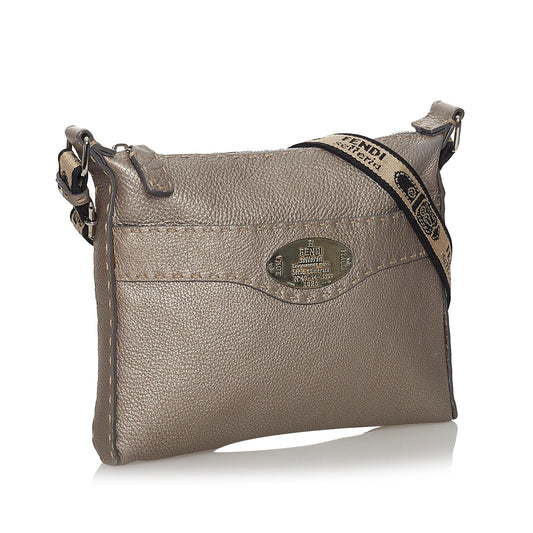 Luxury FendiSelleria Leather Crossbody Bag (SHG-31249)