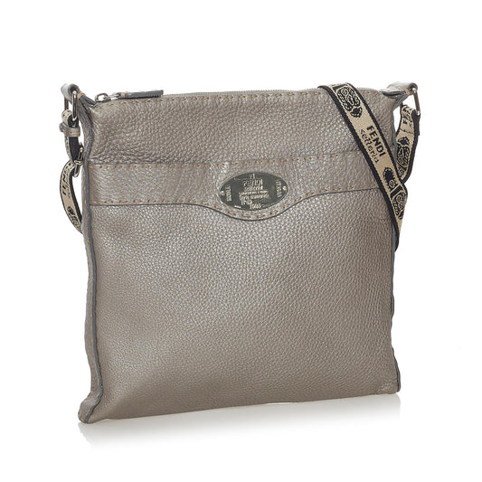 Luxury FendiSelleria Leather Crossbody Bag (SHG-33986)
