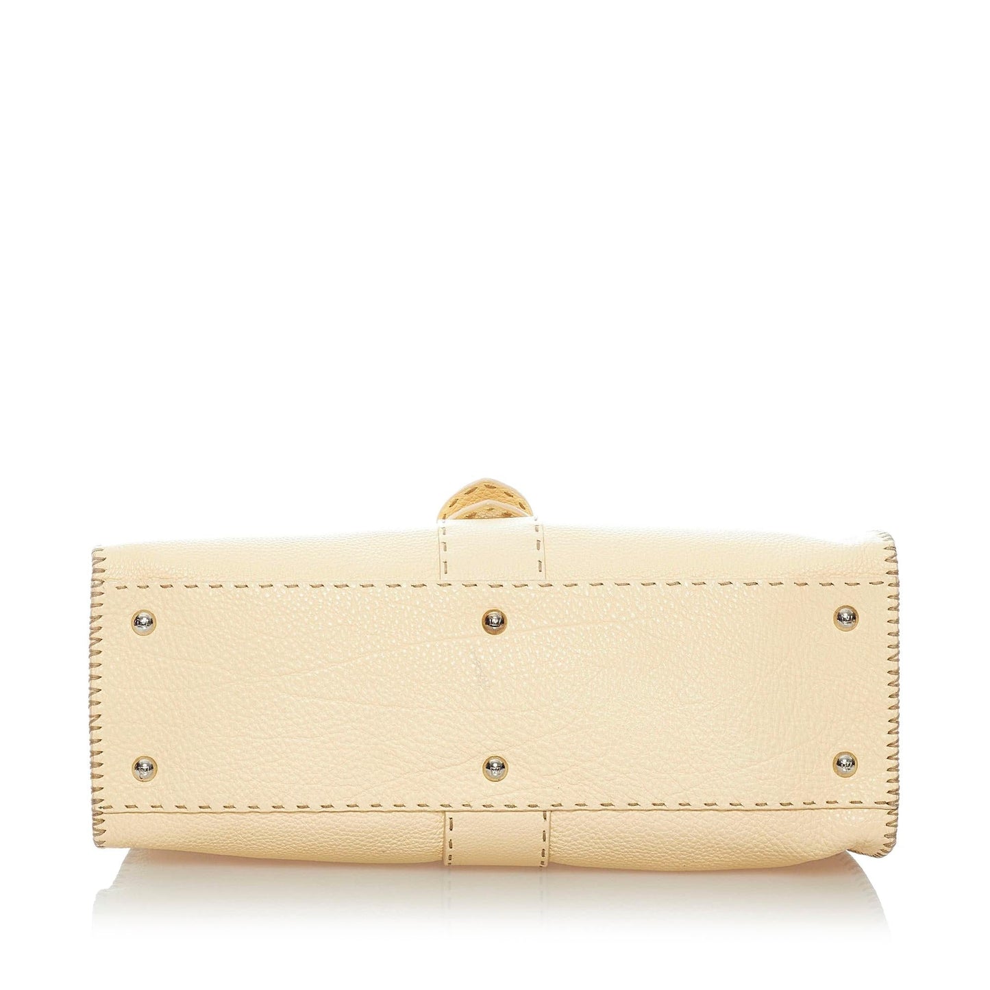 Luxury FendiSelleria Sporty Leather Shoulder Bag (SHG-33592)