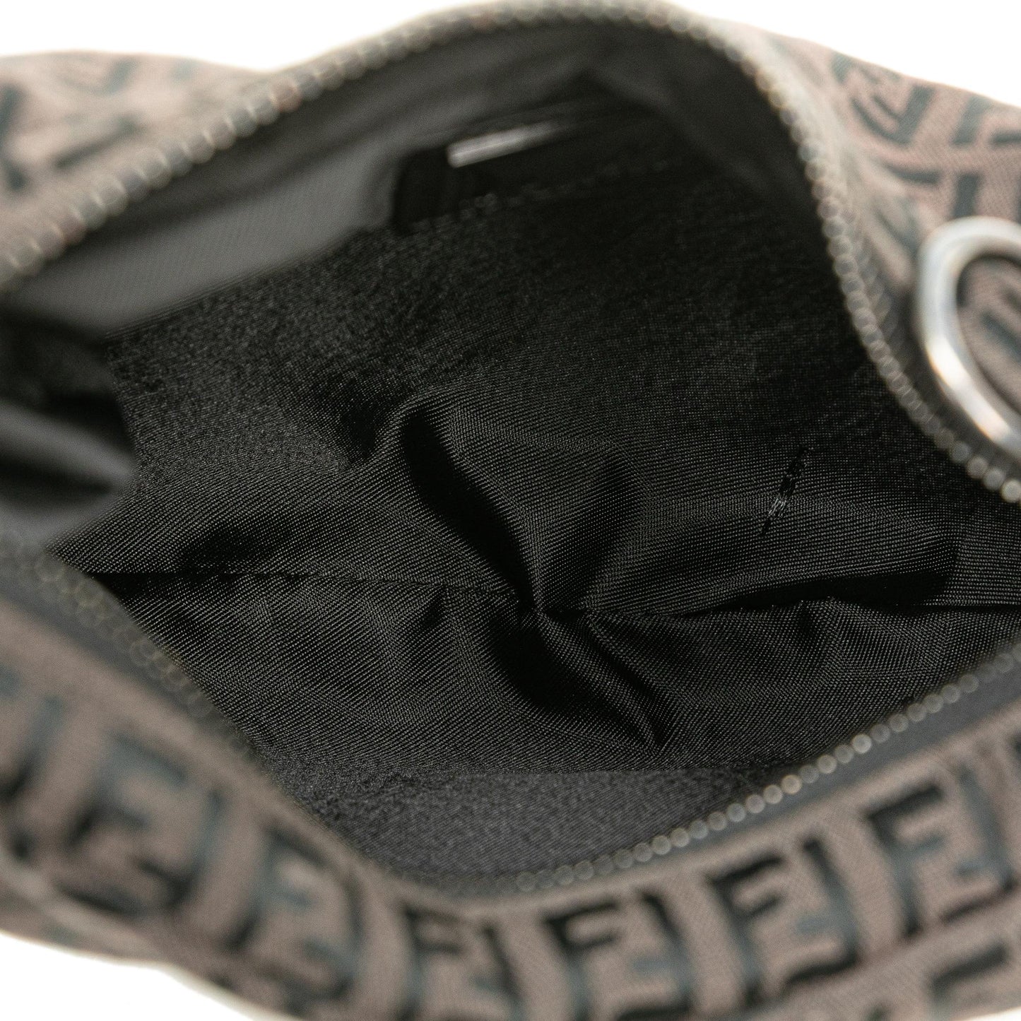 Luxury FendiZucchino Canvas Oyster Shoulder Bag (SHG-MyLE1w)