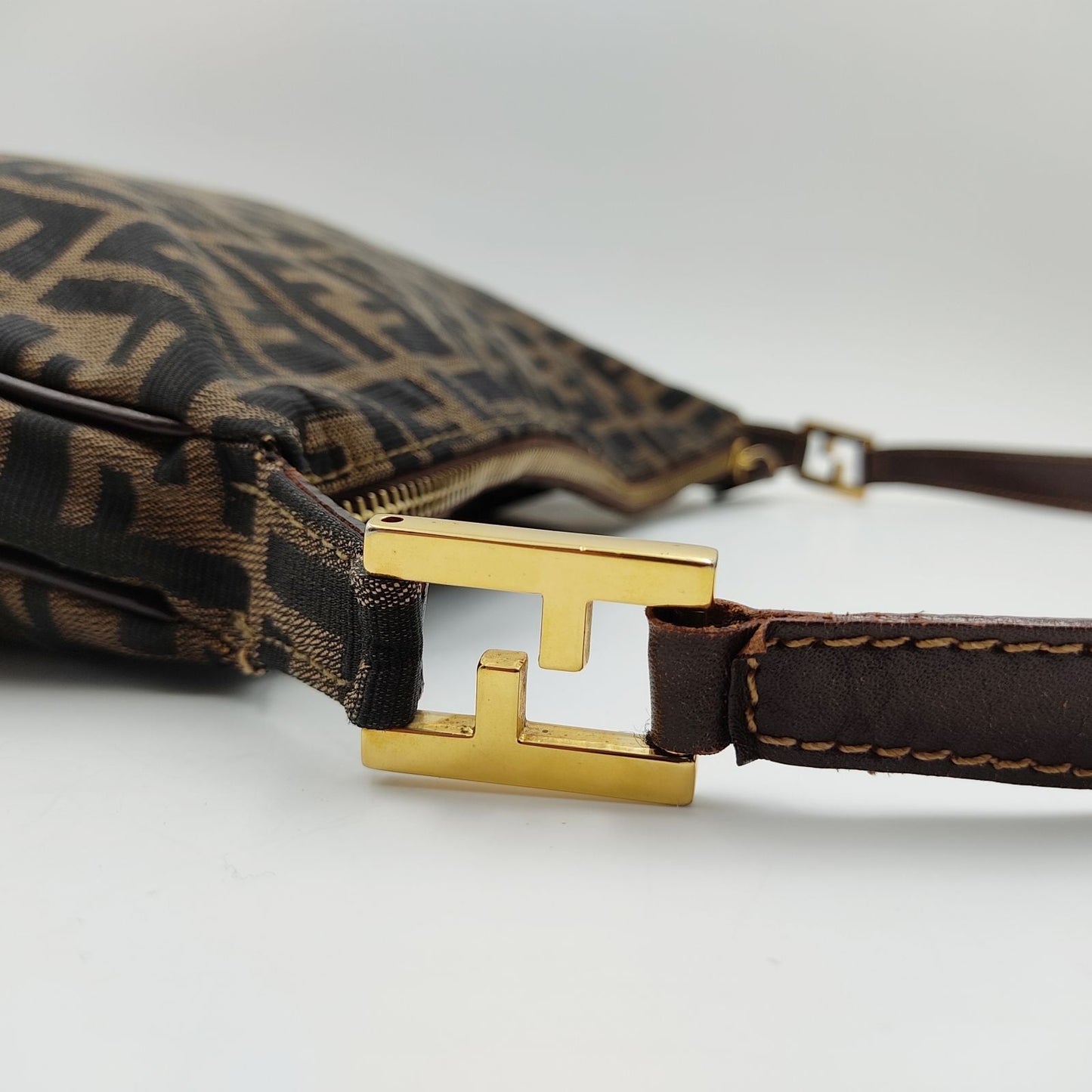 Luxury FendiLuxury Fendivintage Hobo shoulder bag in monogram canvas - '10s