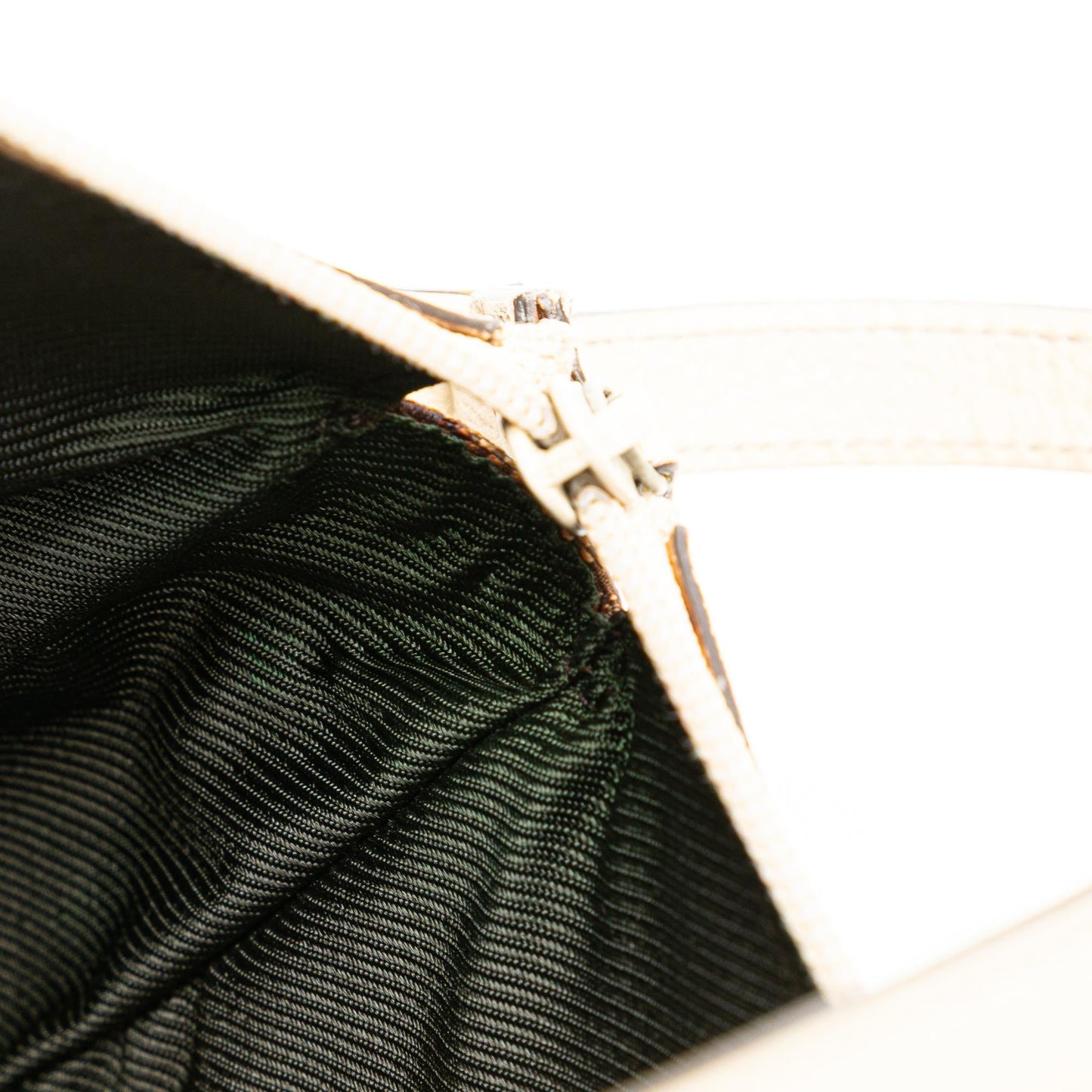 Gucci GG Canvas Abbey D Ring Pochette