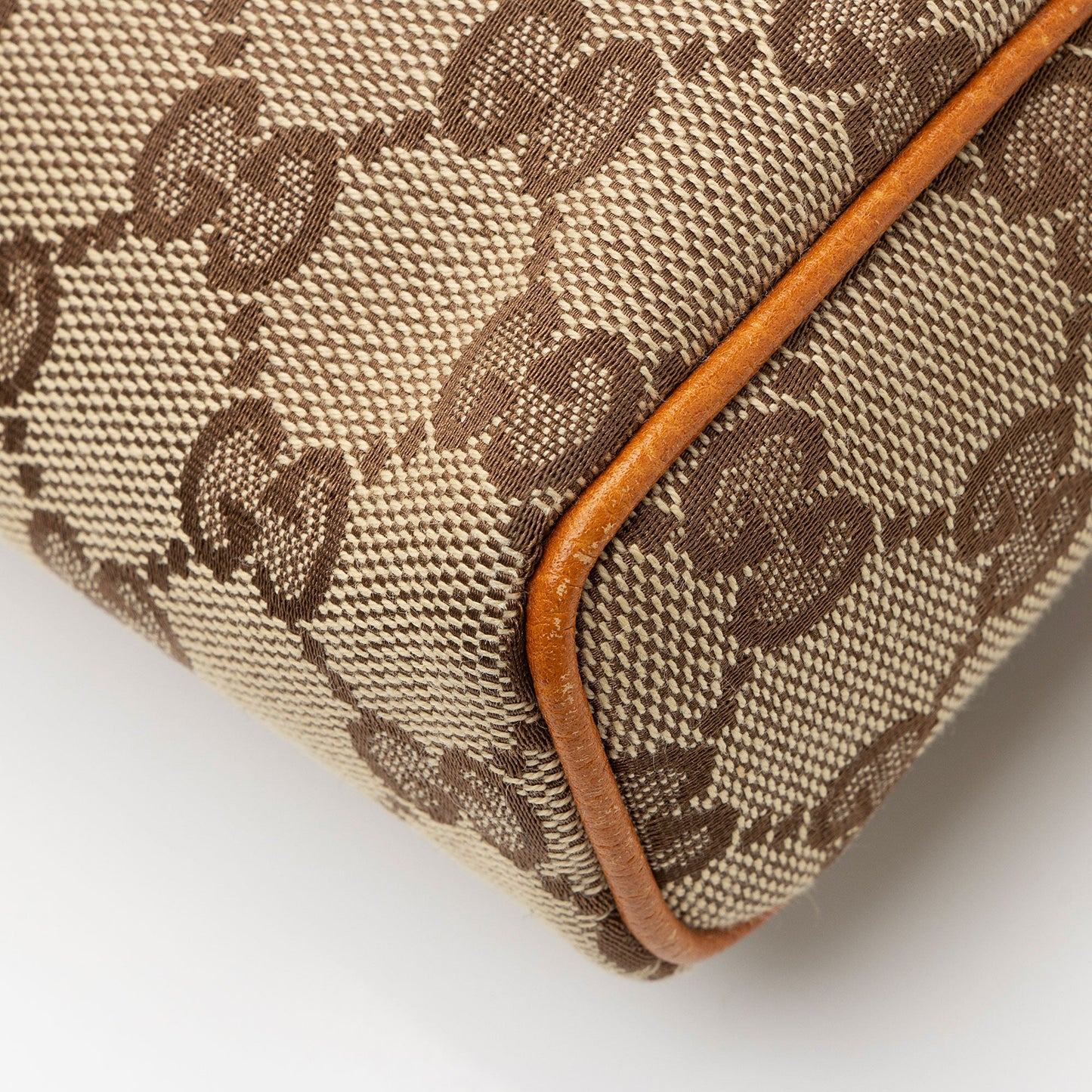 Gucci GG Canvas Abbey D Ring Pochette
