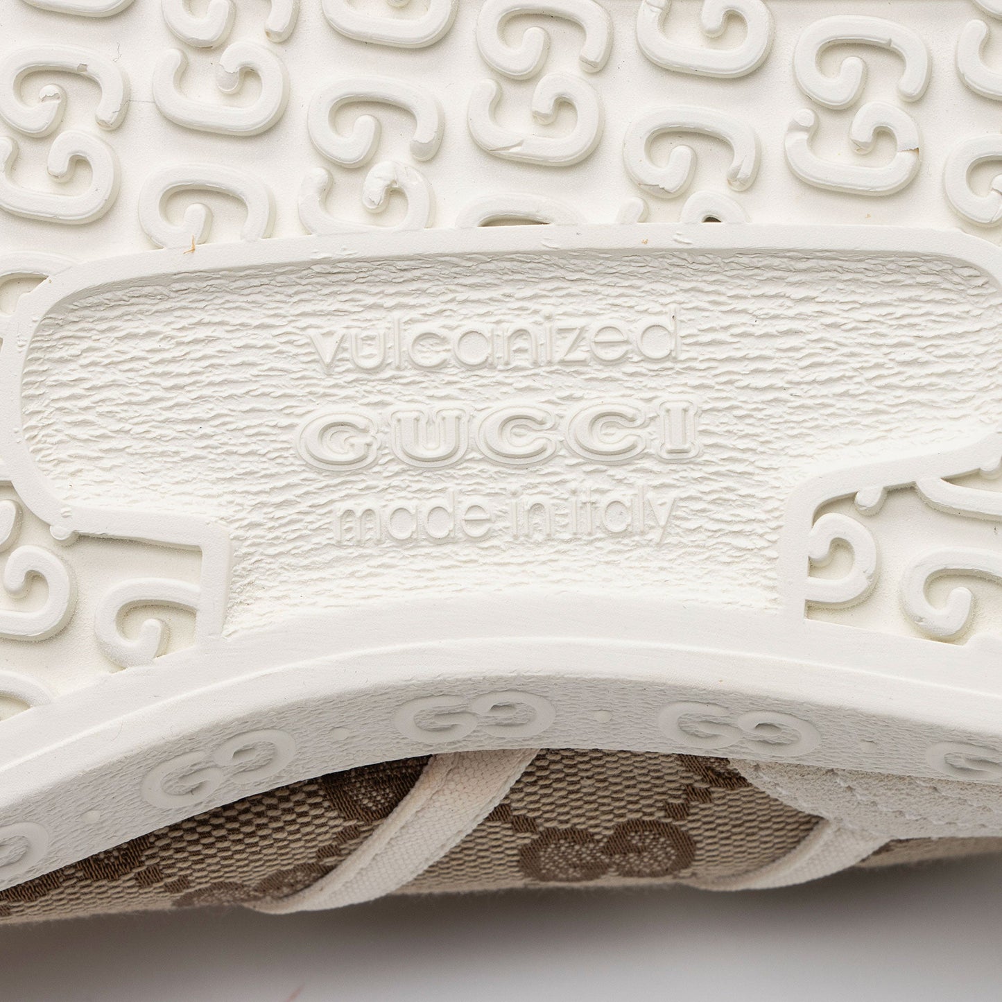 Gucci GG Canvas Sneakers - Size 8 / 38 (SHF-lc2jmk)