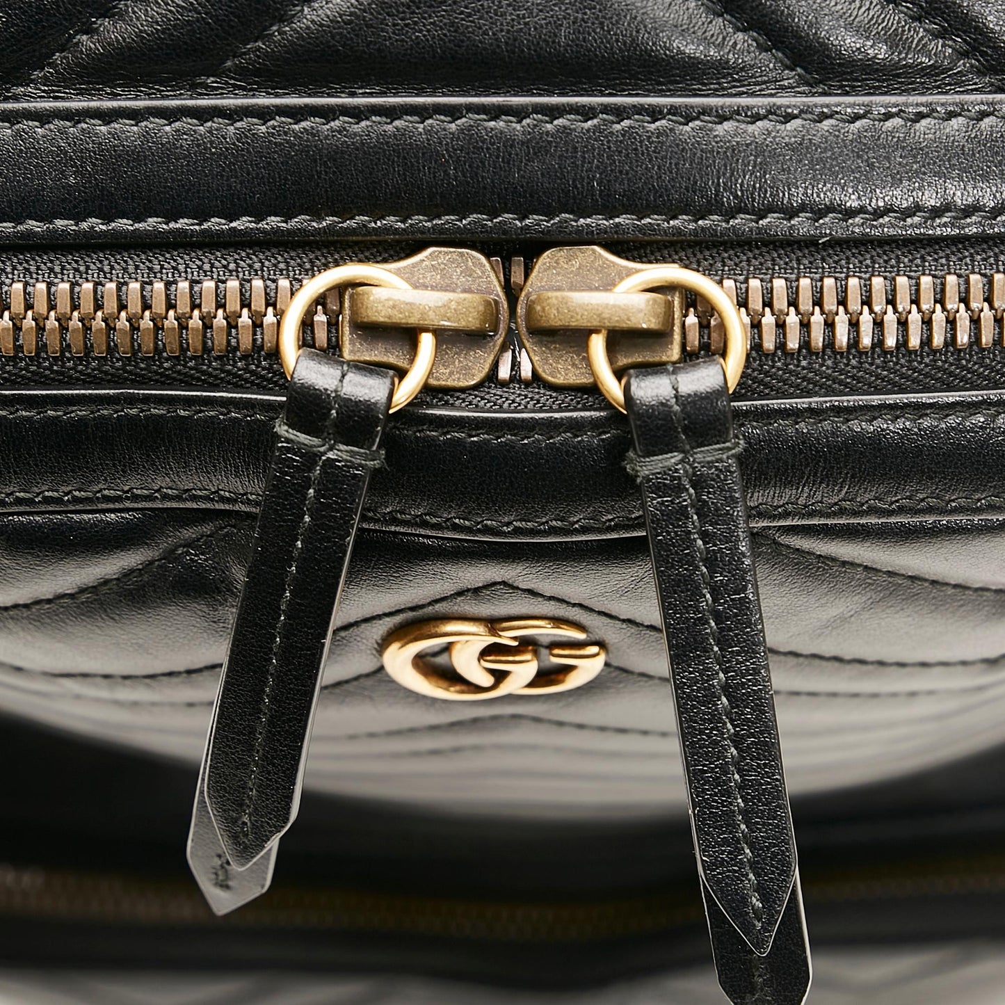 Gucci GG Marmont Backpack (SHG-dR41lk)