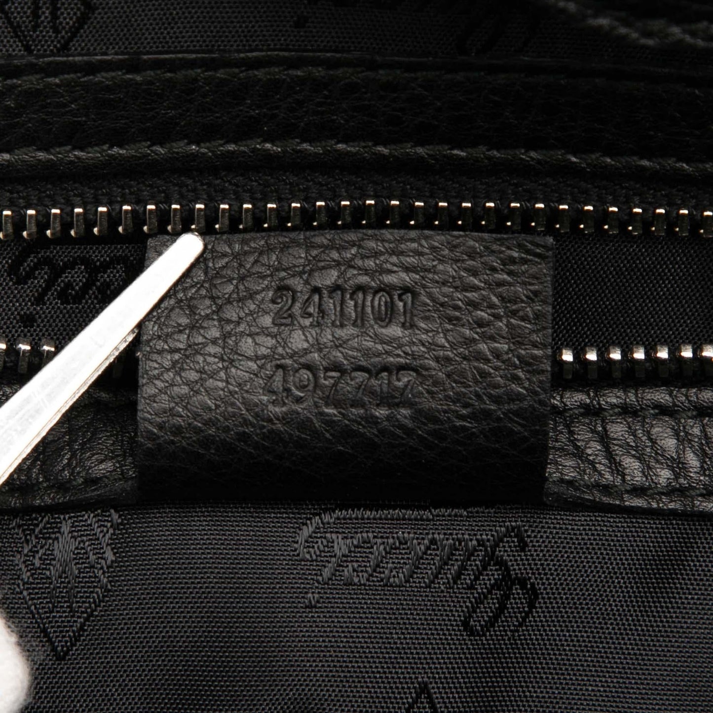 Gucci GG Neoprene Techno Tag Tote