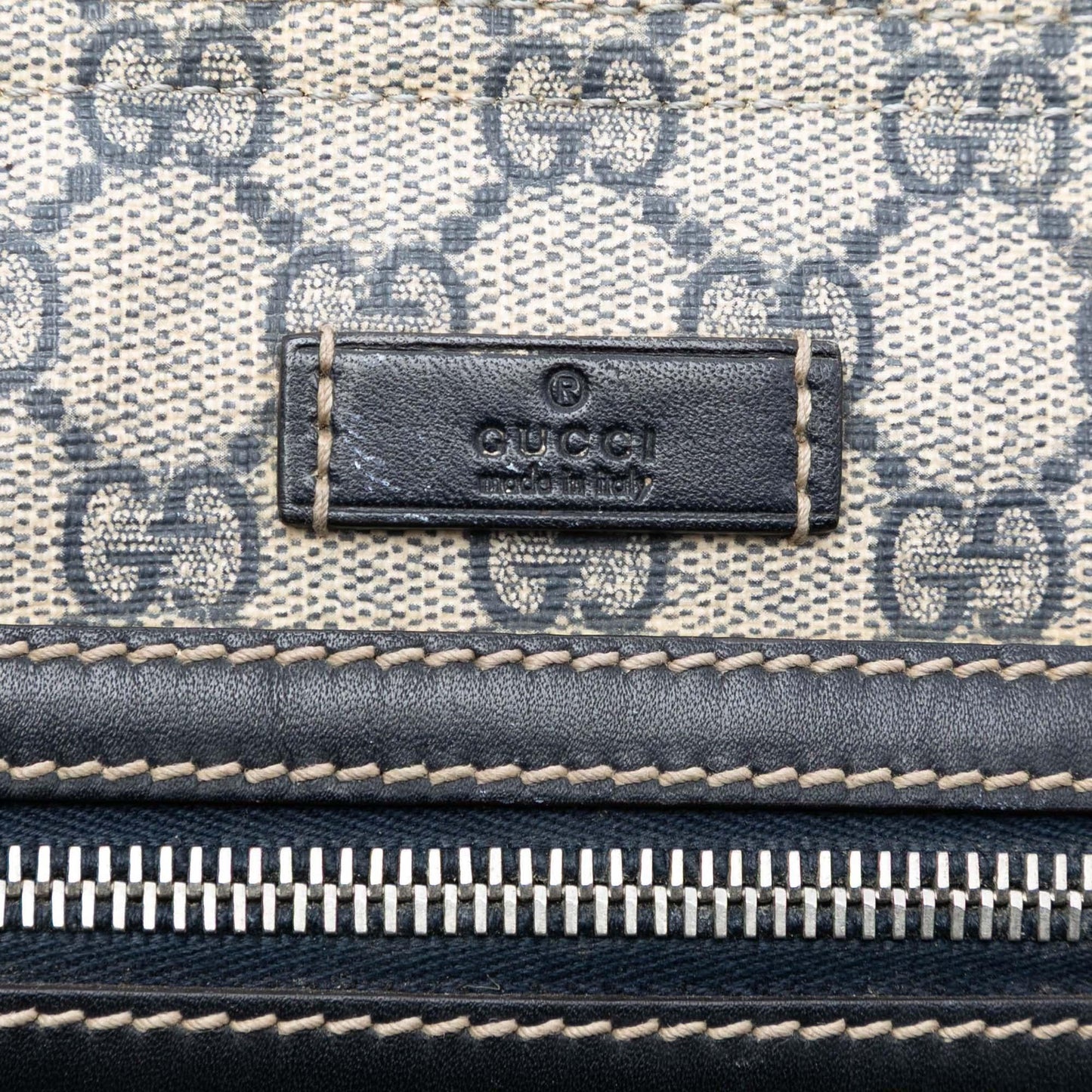 Gucci GG Supreme Crossbody