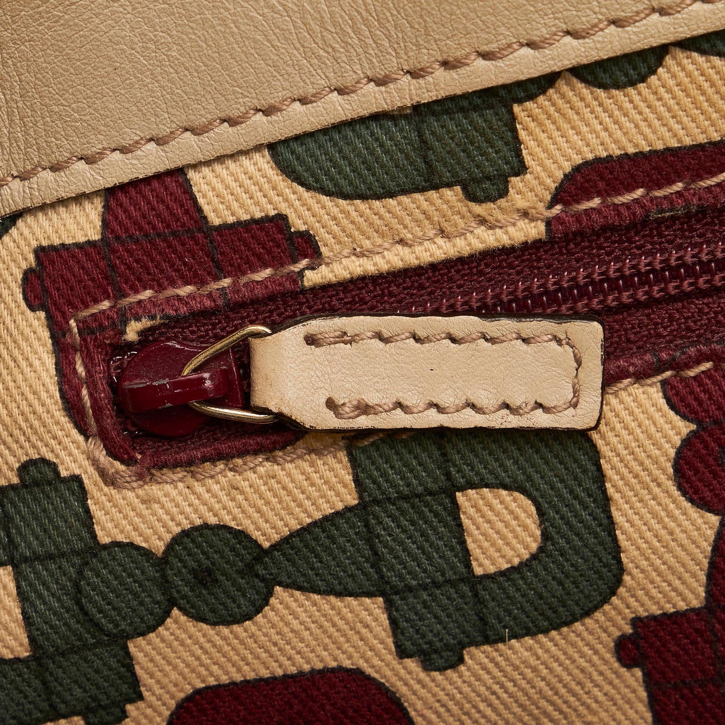 Gucci Guccissima Abbey D-Ring Shoulder Bag (SHG-32488)