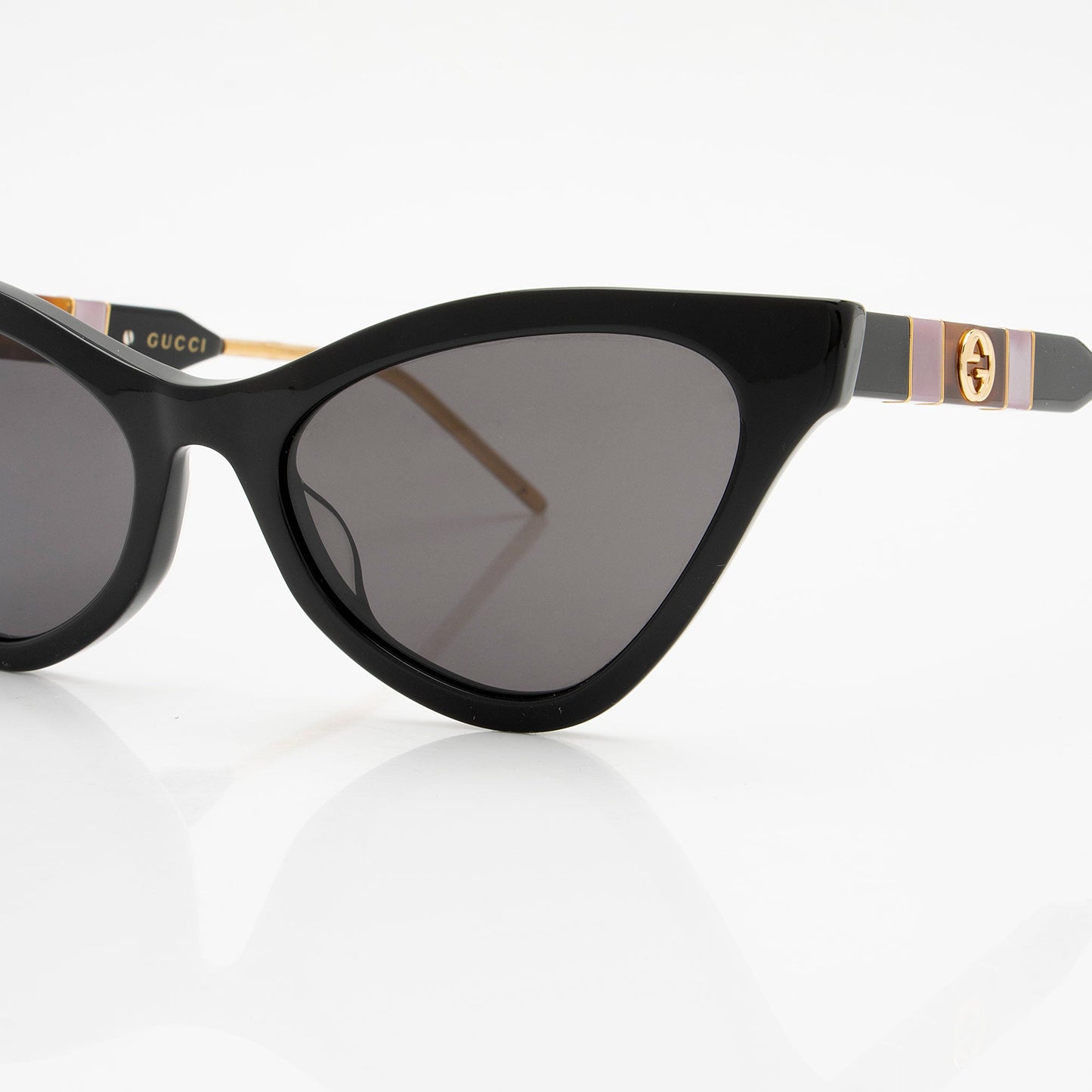 Gucci Interlocking G Cat Eye Sunglasses