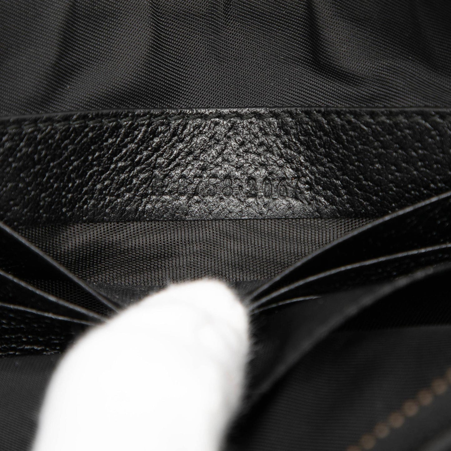 Gucci Leather Web Agora Clutch