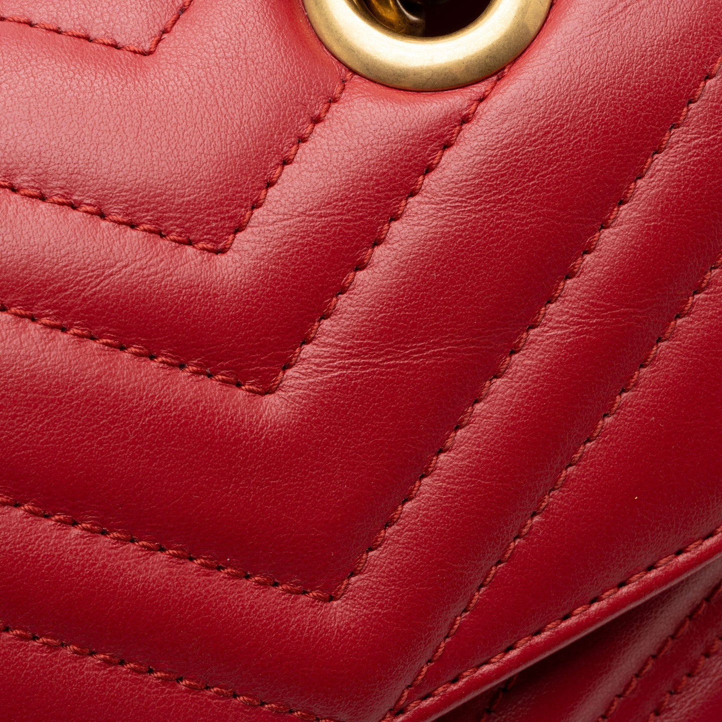 Gucci Matelasse Leather GG Marmont Medium Flap Bag