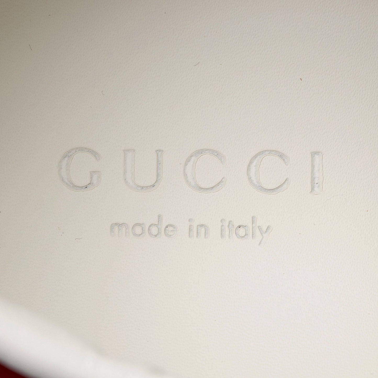 Gucci Perforated Leather Interlocking GG Ace Sneakers - Size 8.5 / 38.5 (SHF-IEm56f)