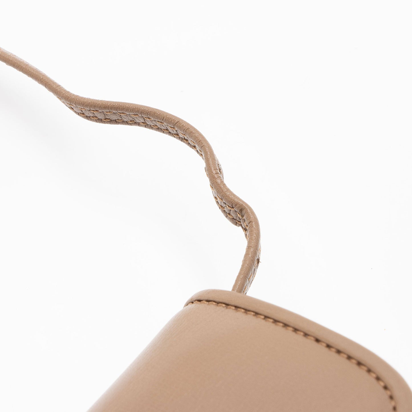 Gucci Vintage Leather Interlocking G Flap Crossbody