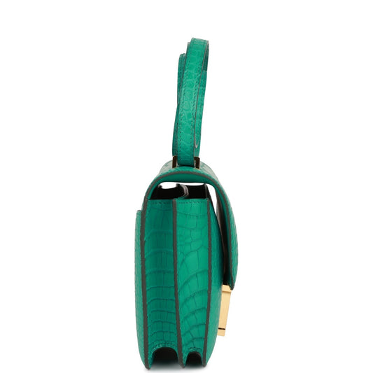 Luxury Hermes Constance 18 Vert Jade Matte Alligator Gold Hardware