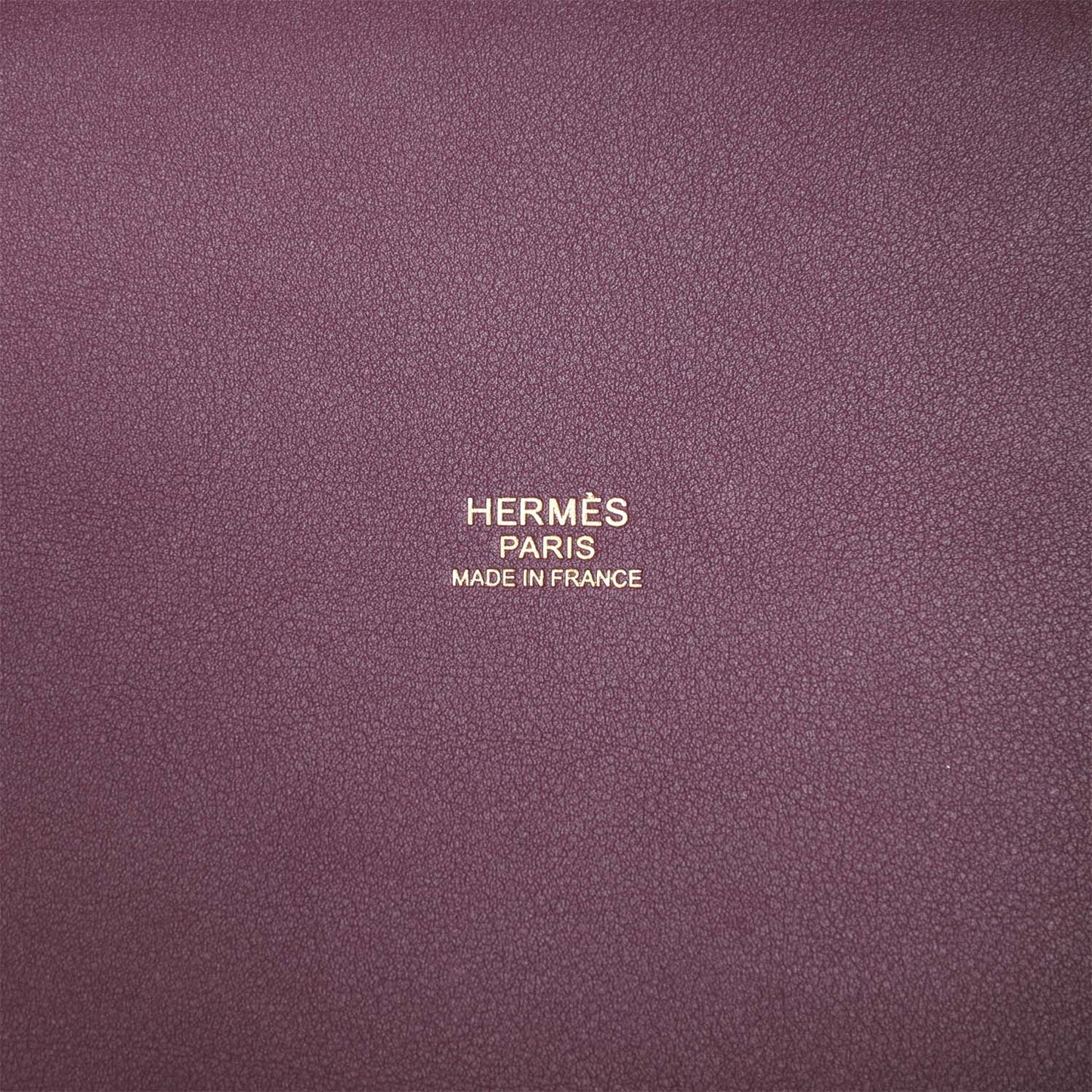 Luxury Hermes Picotin Cargo 18 Cassis Swift and Toile Canvas Gold Hardware