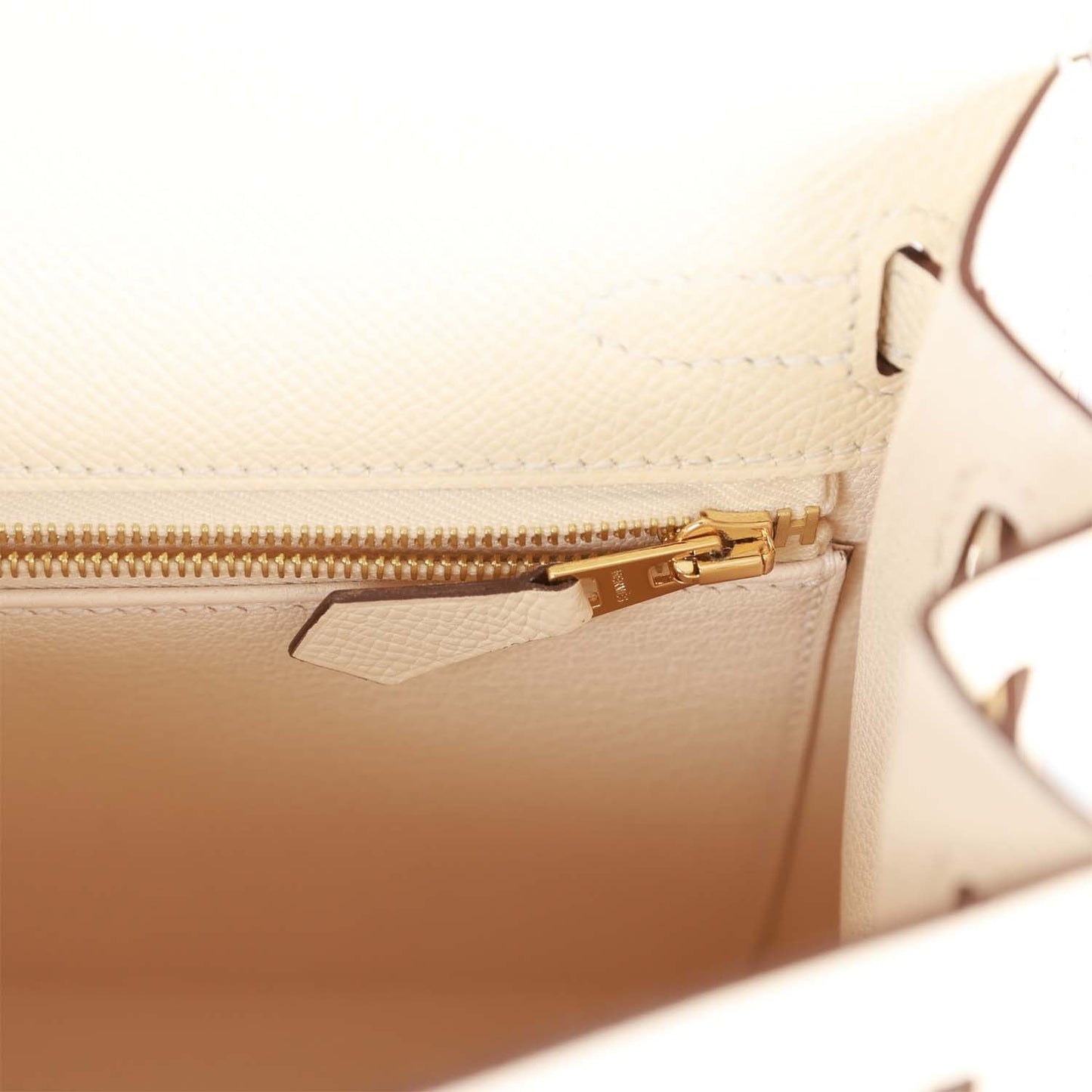 Luxury Hermes Kelly Sellier 25 Nata Epsom Gold Hardware