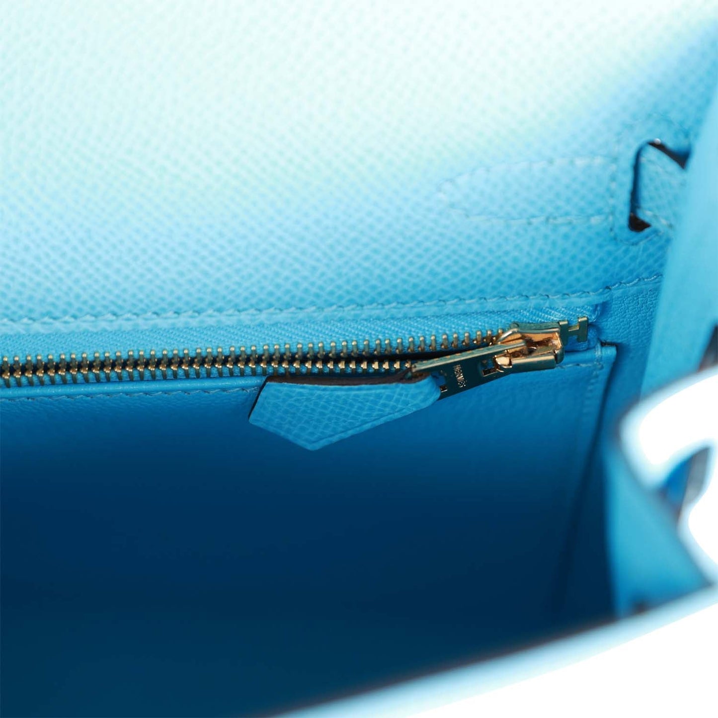 Luxury Hermes Kelly Sellier 25 Celeste Epsom Gold Hardware