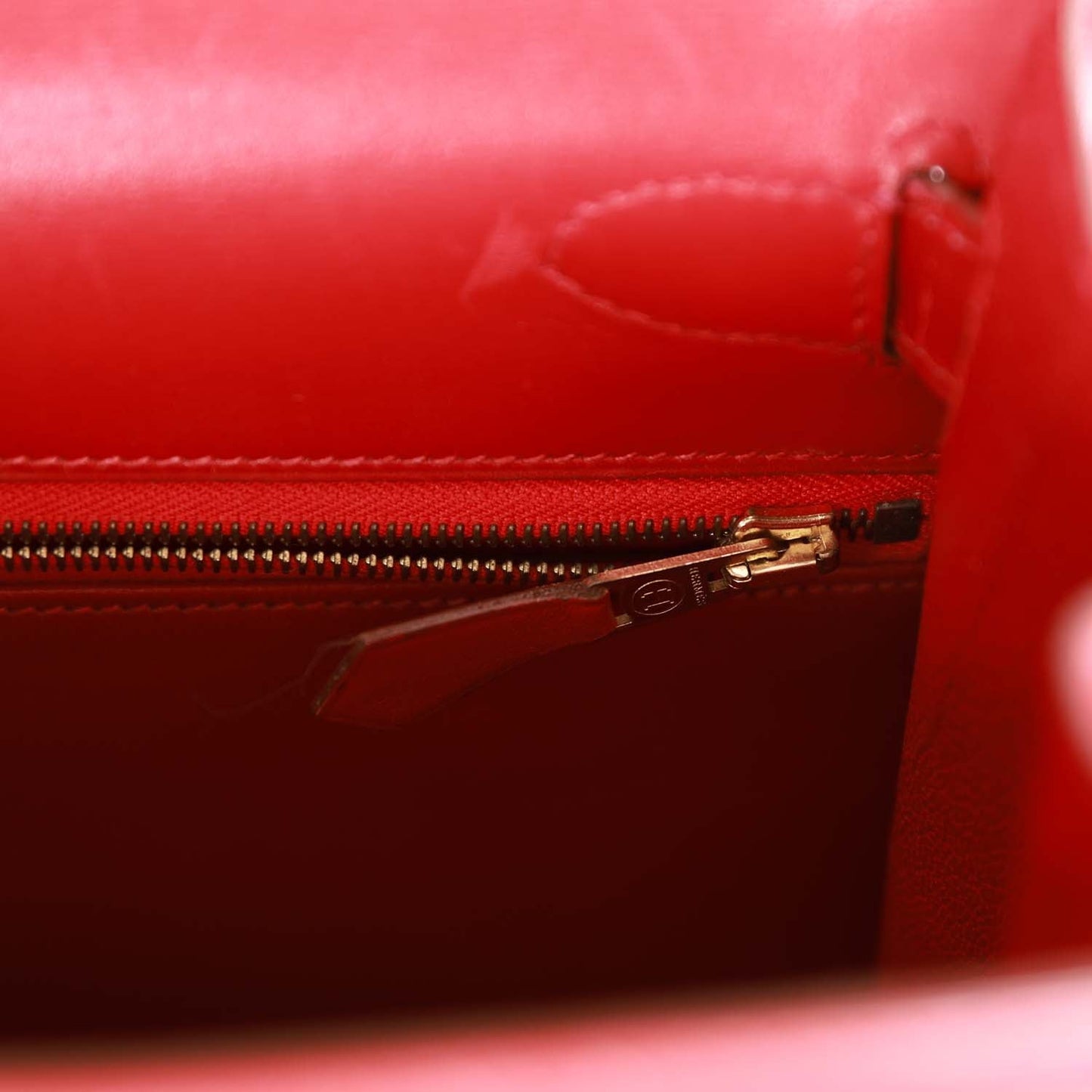Vintage Luxury Hermes Kelly Sellier 28 Rouge Vif Box Gold Hardware