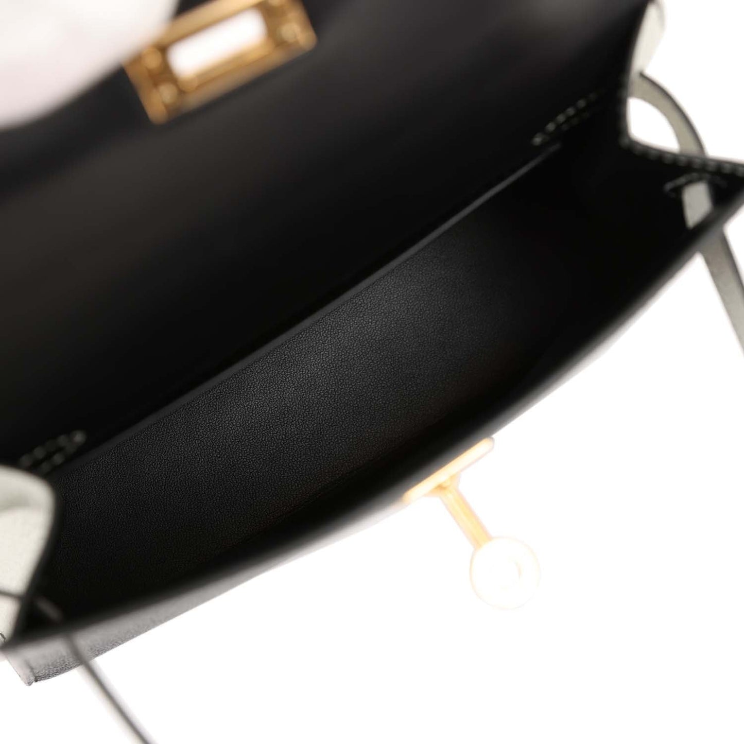 Luxury Hermes HSS Kelly Sellier 20 Black and Gris Perle Chevre Mysore Gold Hardware