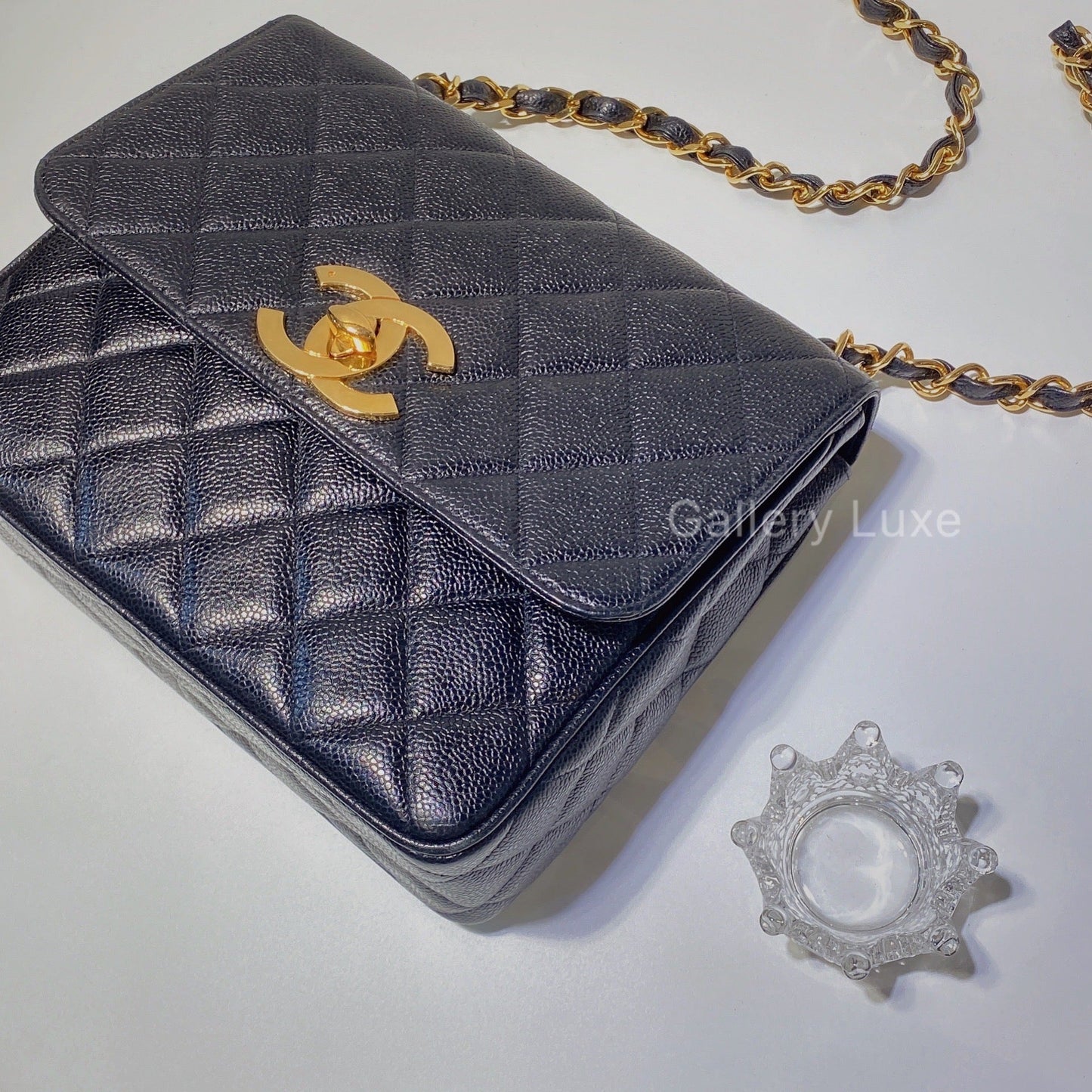 No.2550-Chanel Vintage Caviar Turn Lock Flap Bag