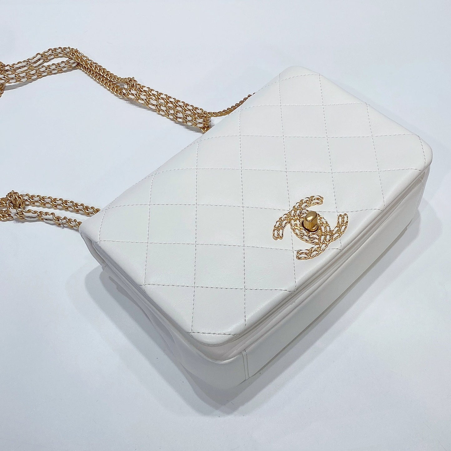 No.3657-Chanel Lambskin Chain to Chain Flap Bag (Unused /未使用品)