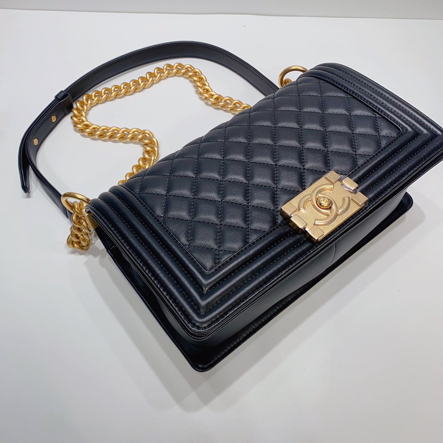 No.3764-Chanel Calfskin Boy 25cm (Brand New / 全新貨品)