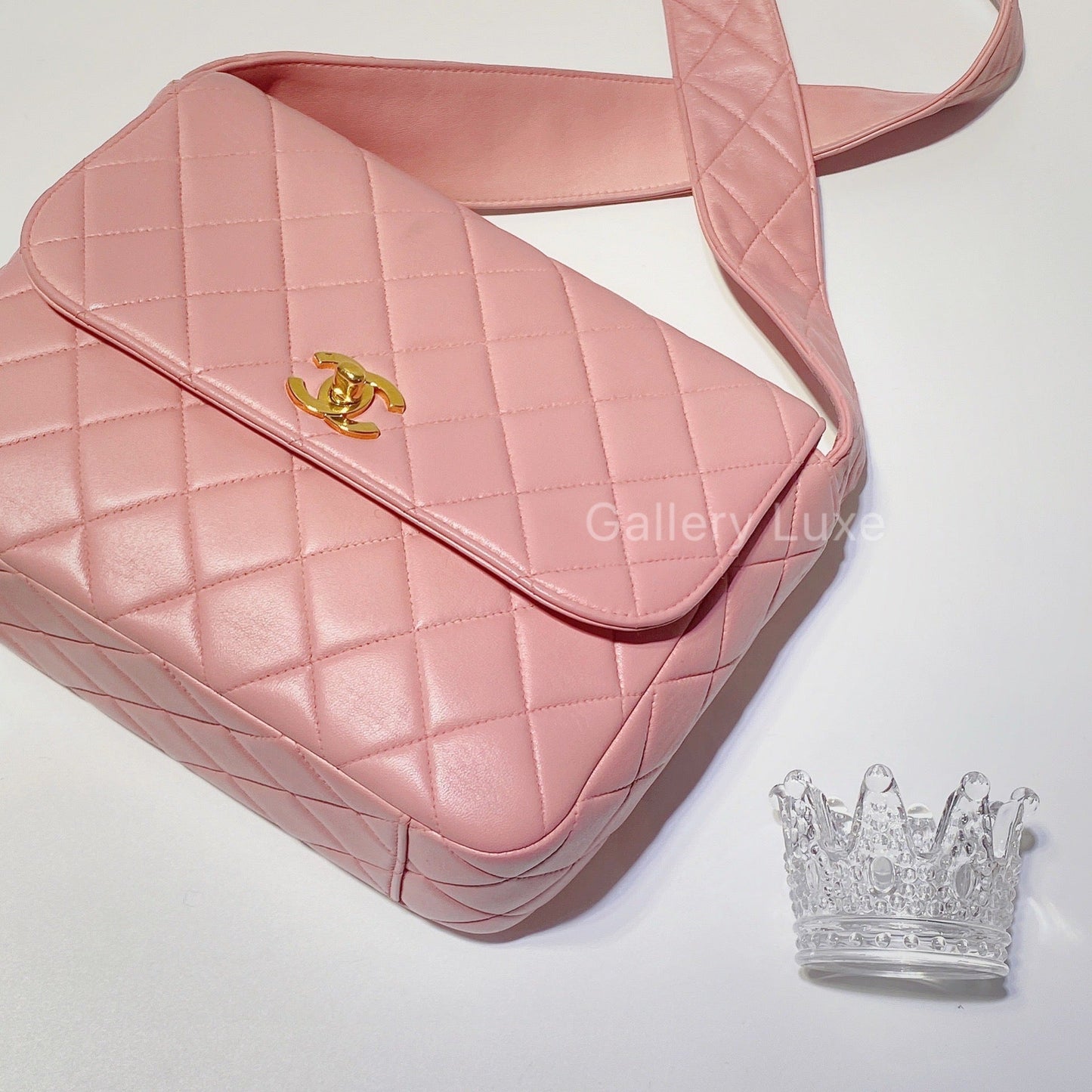 No.2440-Chanel Vintage Lambskin Shoulder Bag
