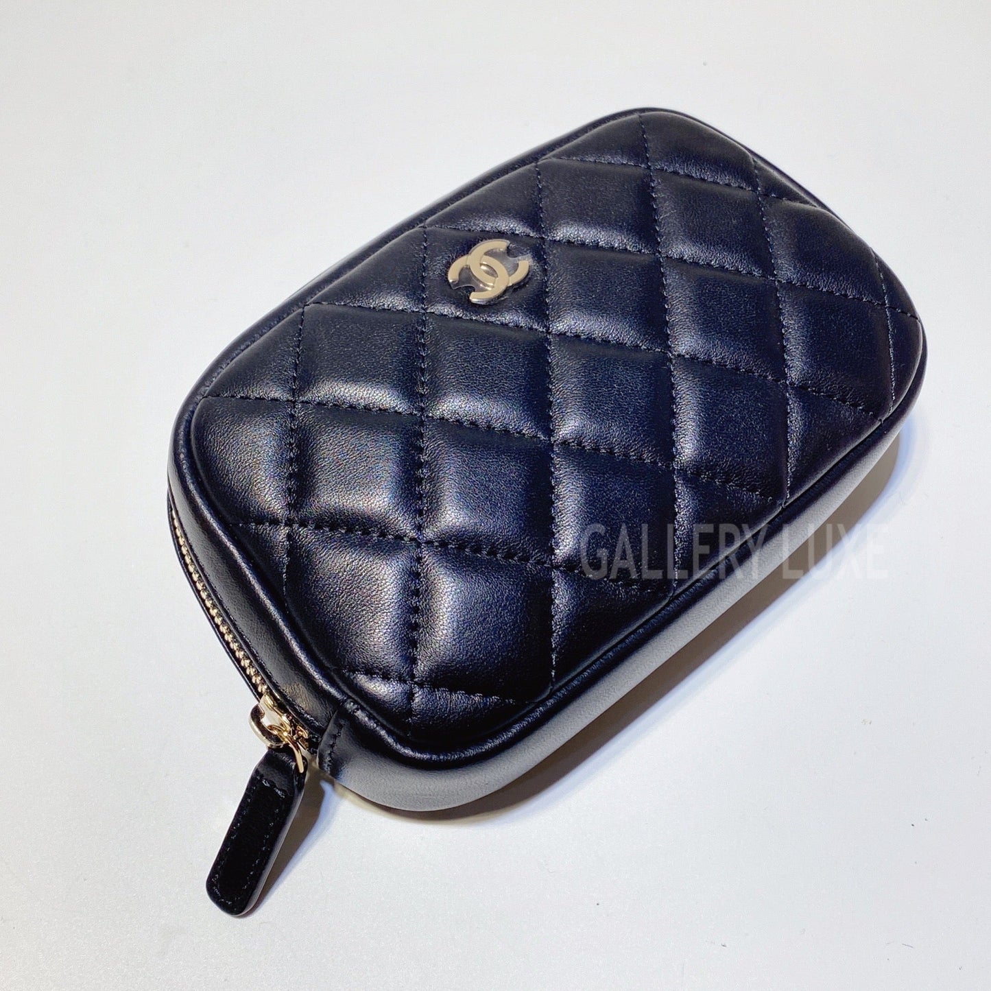 No.3209-Chanel Lambskin Small Cosmetic Pouch (Unused / 未使用品)