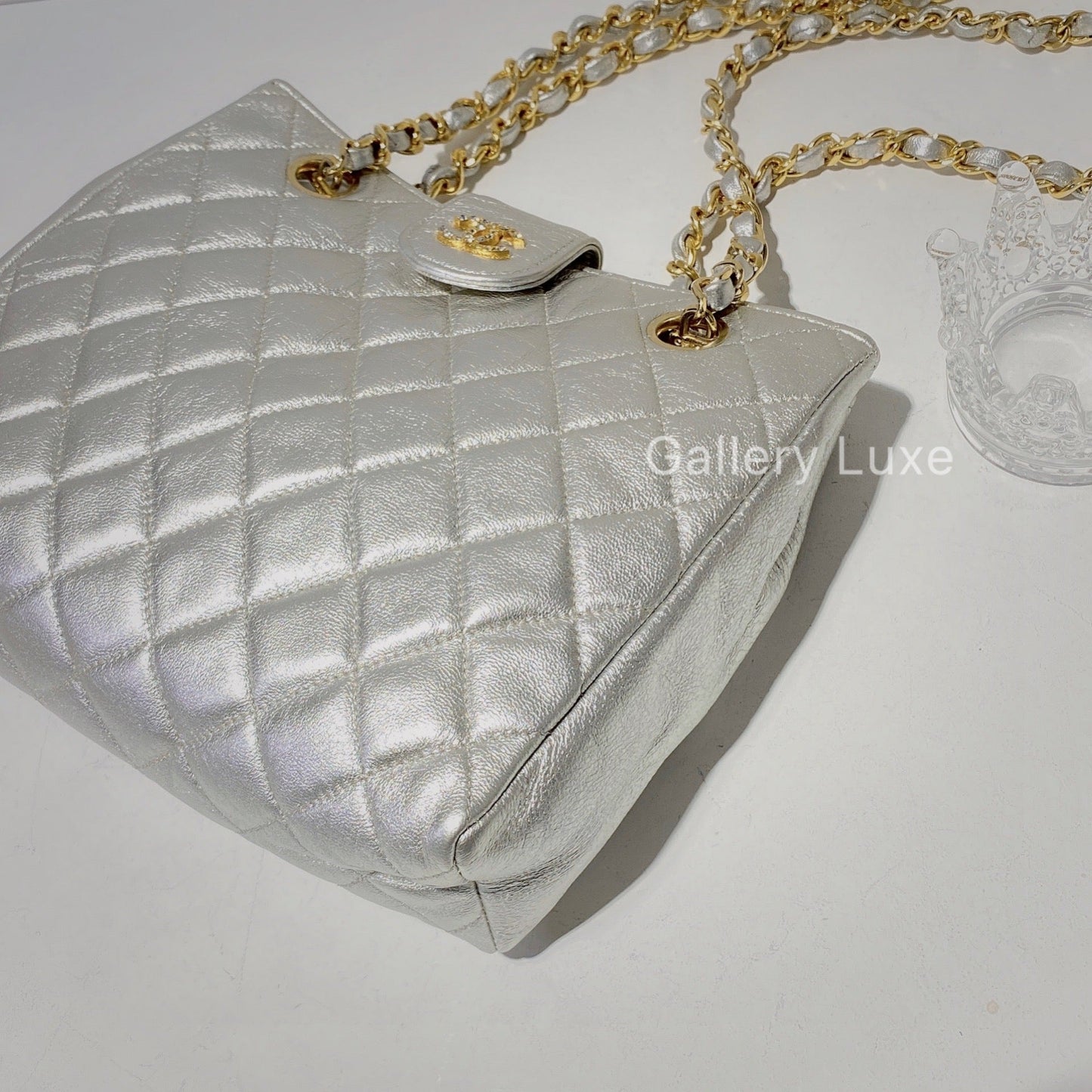No.2389-Chanel Vintage Lambskin Shoulder Bag