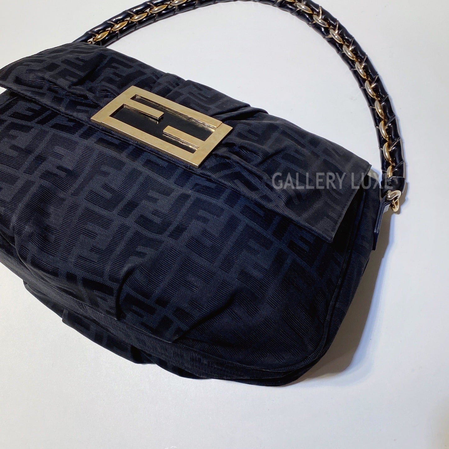 No.2959-Luxury FendiZucca Mia Canvas Shoulder Bag
