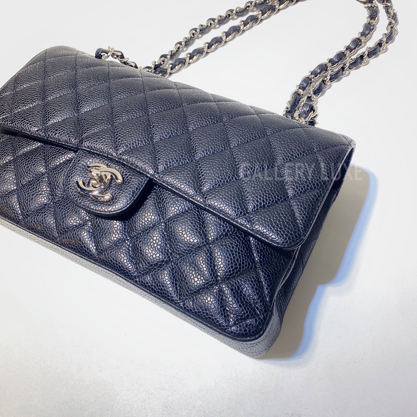 No.3018-Chanel Caviar Classic Flap Bag 25cm