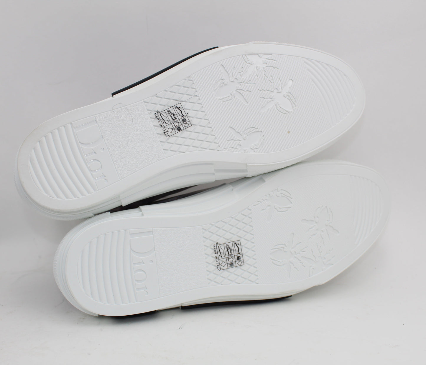 CHRISTIAN DIOR B23 SNEAKERS