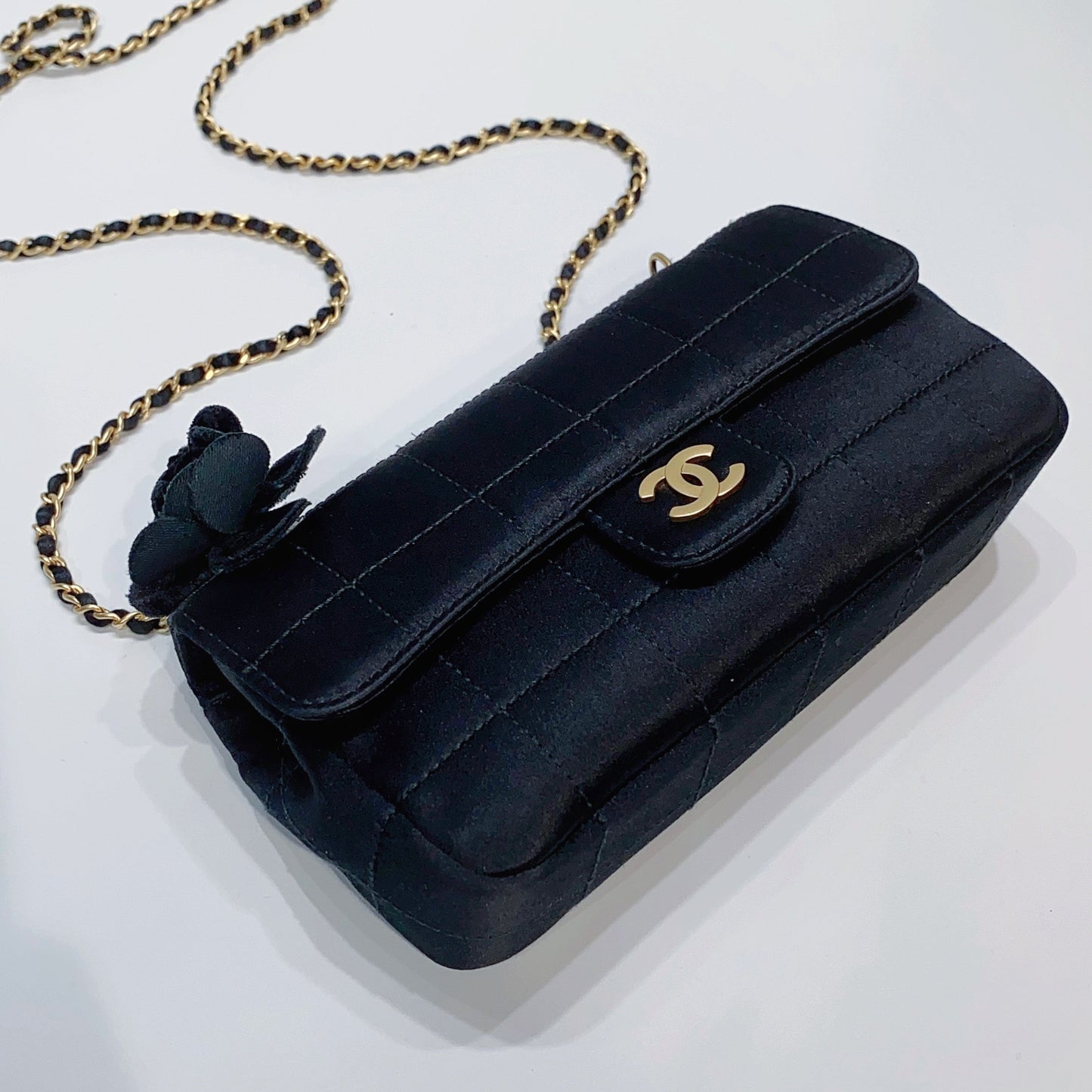 No.3827-Chanel Vintage Satin Camellia Mini Flap Bag