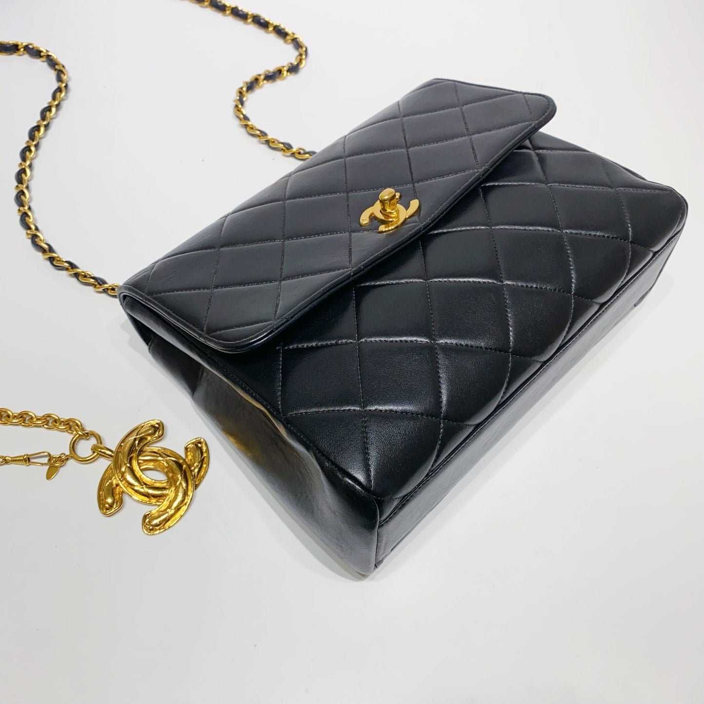 No.3492-Chanel Vintage Lambskin Flap Bag