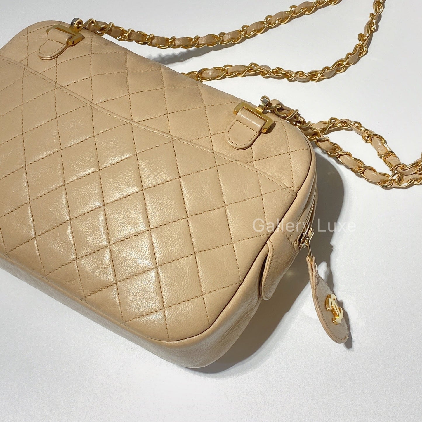 No.2217-Chanel Vintage Lambskin Shoulder Bag