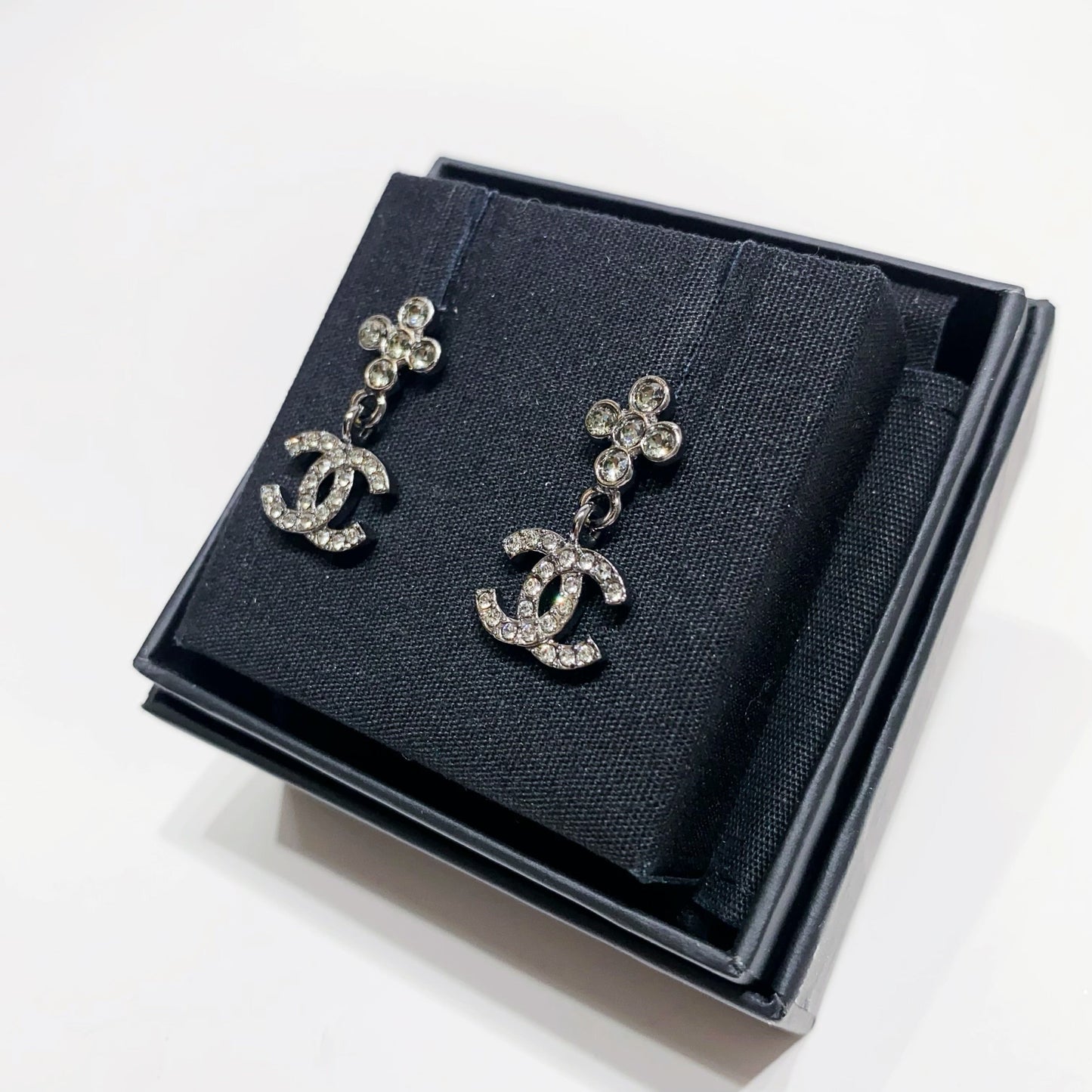 No.001620-3-Chanel Flower Street Style Crystal Coco Mark Earrings (Brand New / 全新貨品)