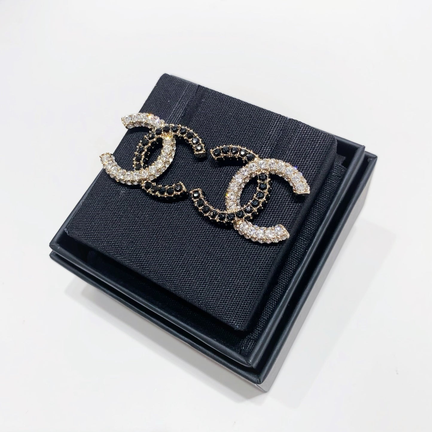 No.001620-2-Chanel Metal Black & Crystal Coco Mark Earrings (Brand New / 全新貨品)