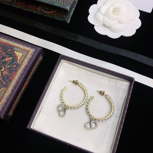Luxury DiorCLAIR LUNE PEARL GOLD DIAMOND EARRINGS