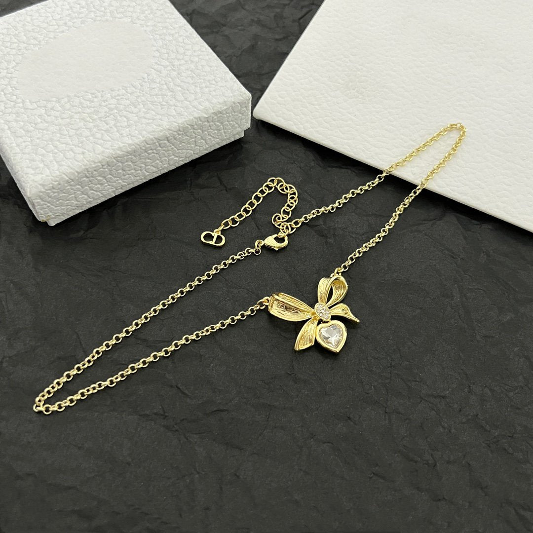 Luxury DiorHEART GOLD DIAMOND NECKLACE