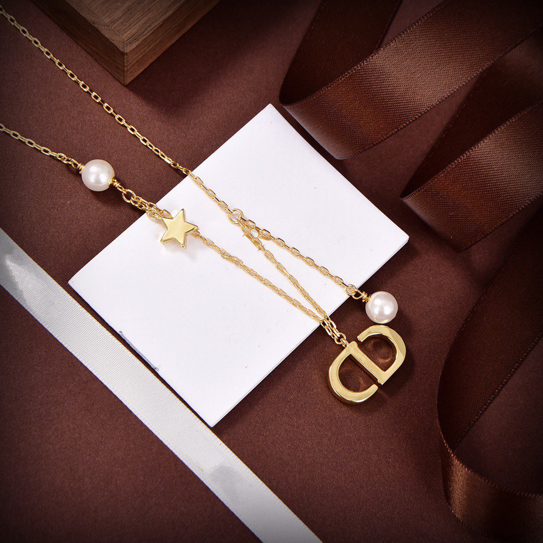 Luxury DiorSTAR PEDANT GOLD DIAMOND NECKLACE