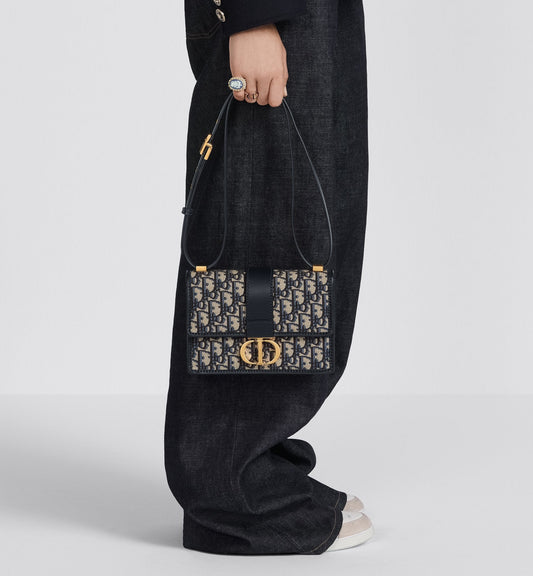 Small 30 Montaigne Bag Blue Luxury Dior Oblique Jacquard