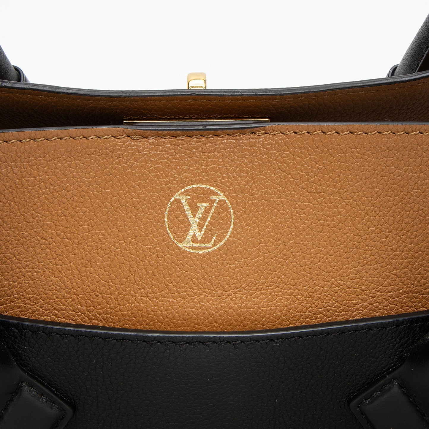 Louis Vuitton Calfskin Monogram Canvas On My Side MM Tote (SHF-vj1OwL)