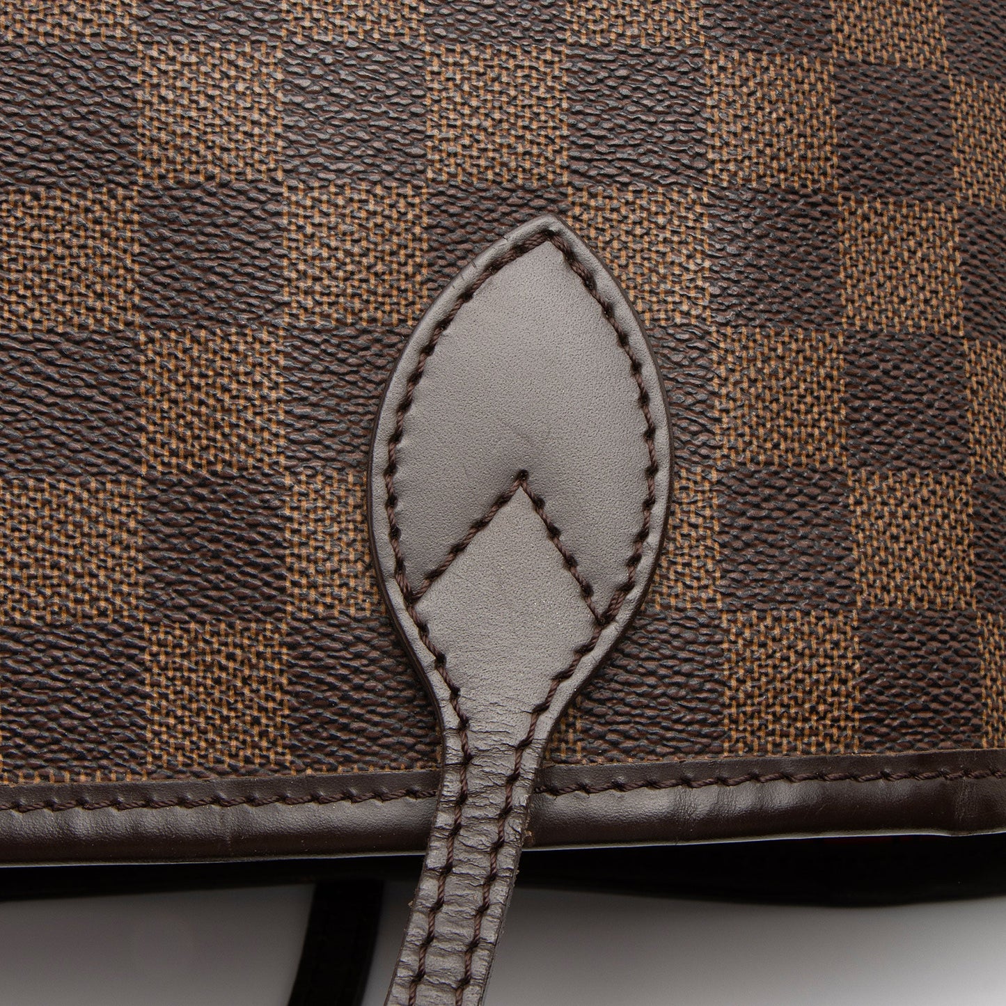 Louis Vuitton Damier Ebene Neverfull MM Tote (SHF-nNvGqX)