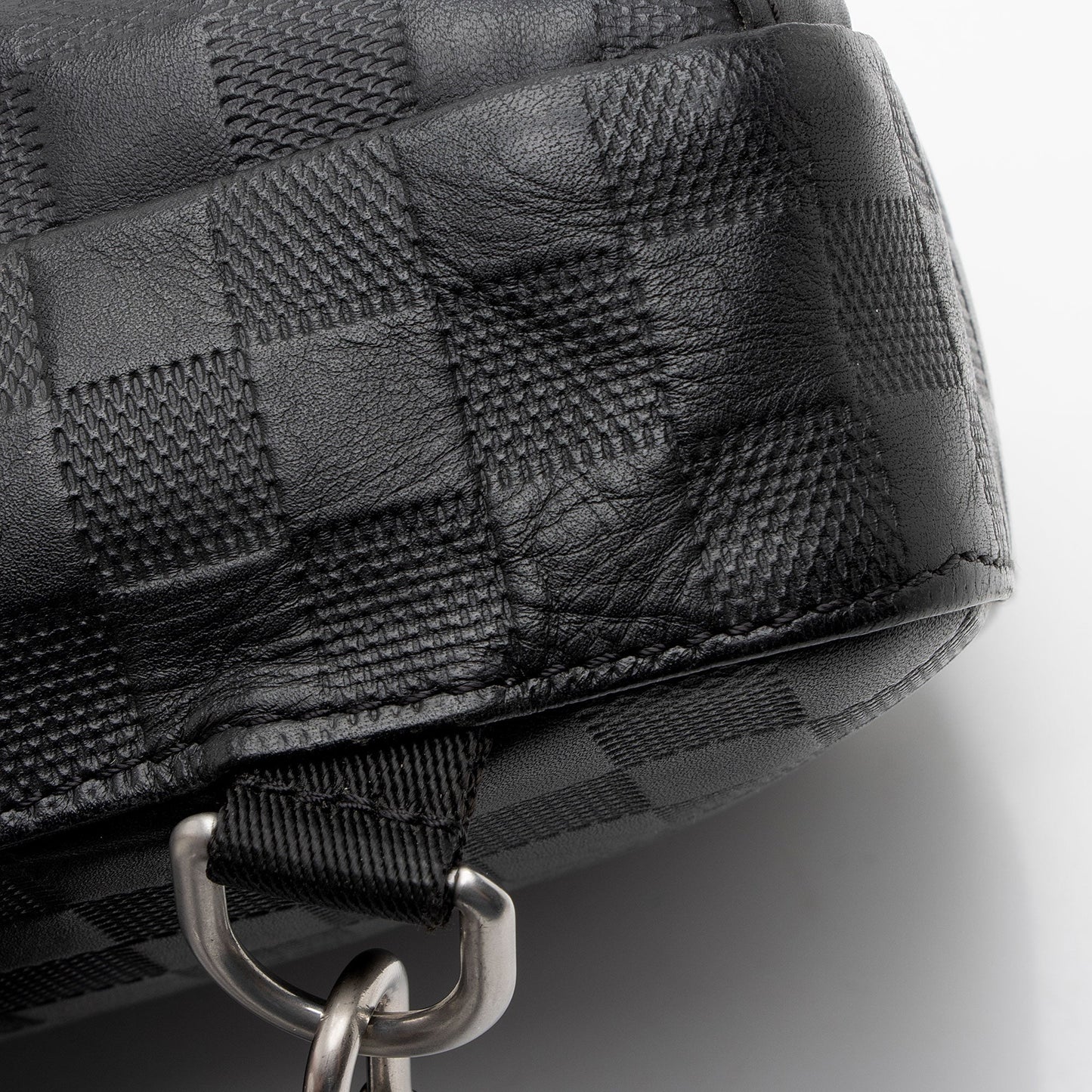 Louis Vuitton Damier Infini Avenue Sling Bag