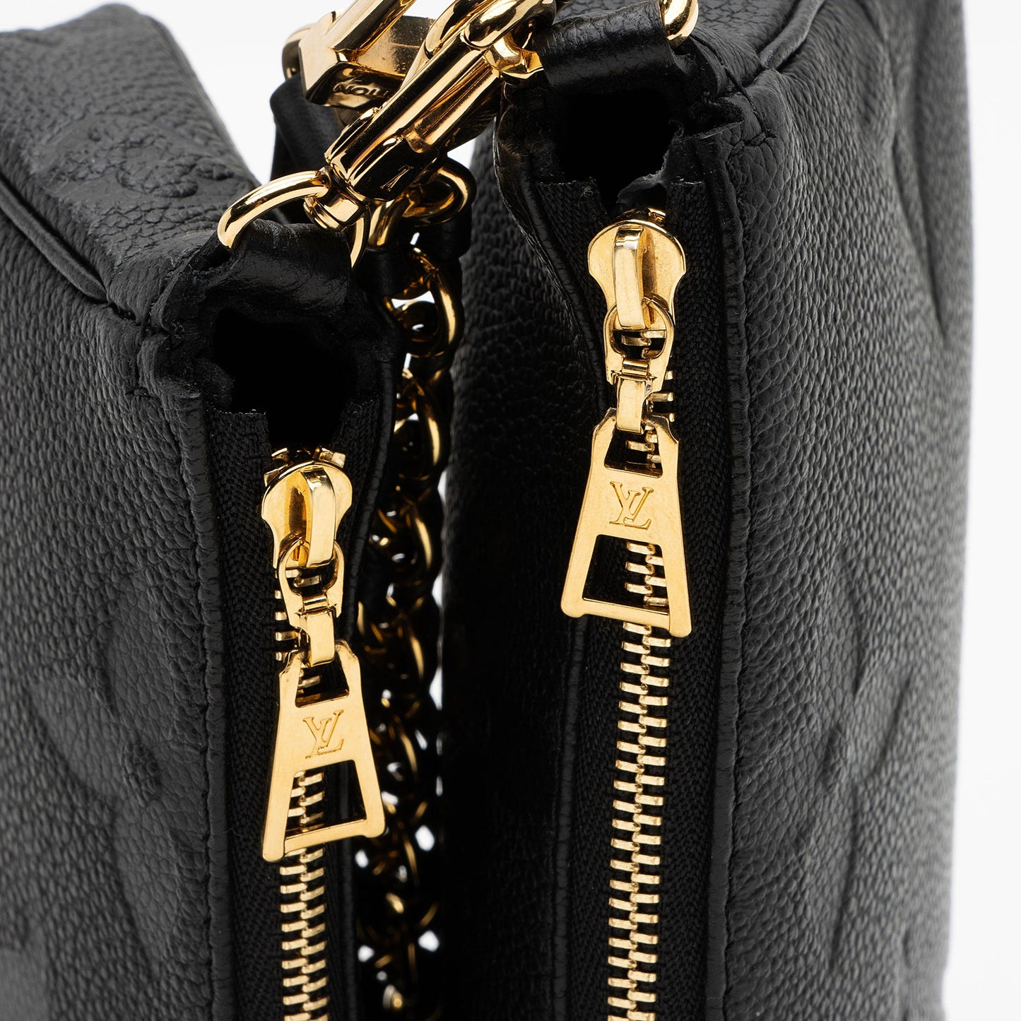 Louis Vuitton Giant Monogram Empreinte Multi-Pochette Accessoires (SHF-sKRR92)
