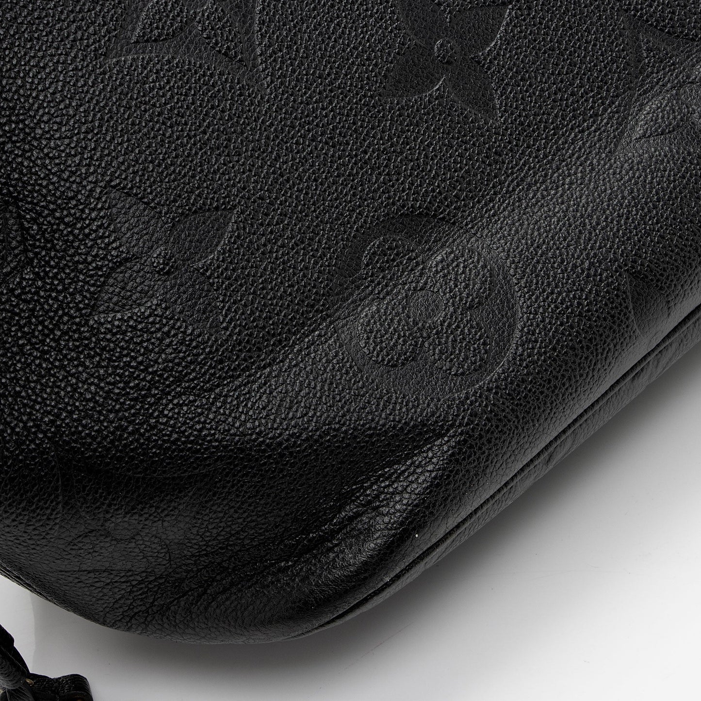 Louis Vuitton Giant Monogram Empreinte Neverfull MM Tote (SHF-E0qtCY)