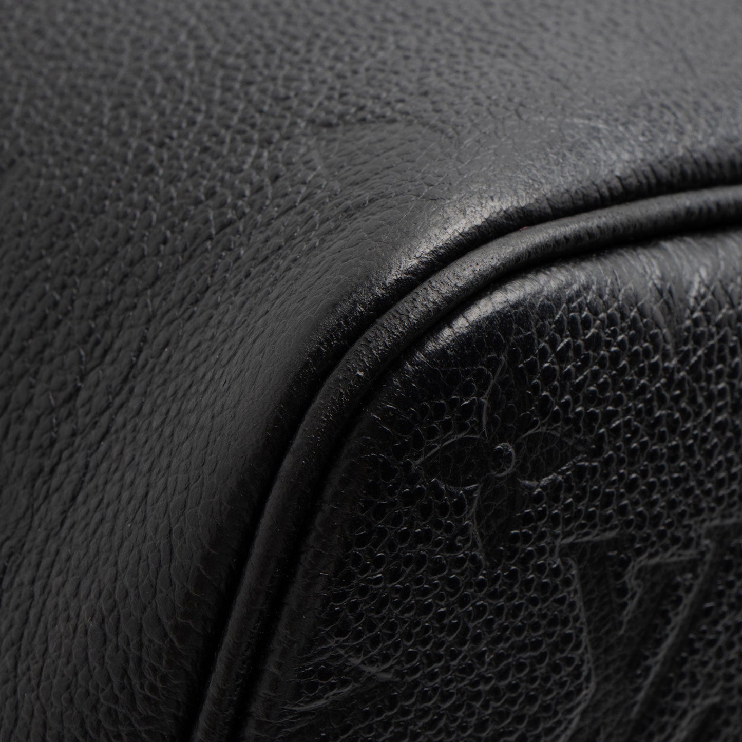 Louis Vuitton Giant Monogram Empreinte Neverfull MM Tote (SHF-AGdNPe)