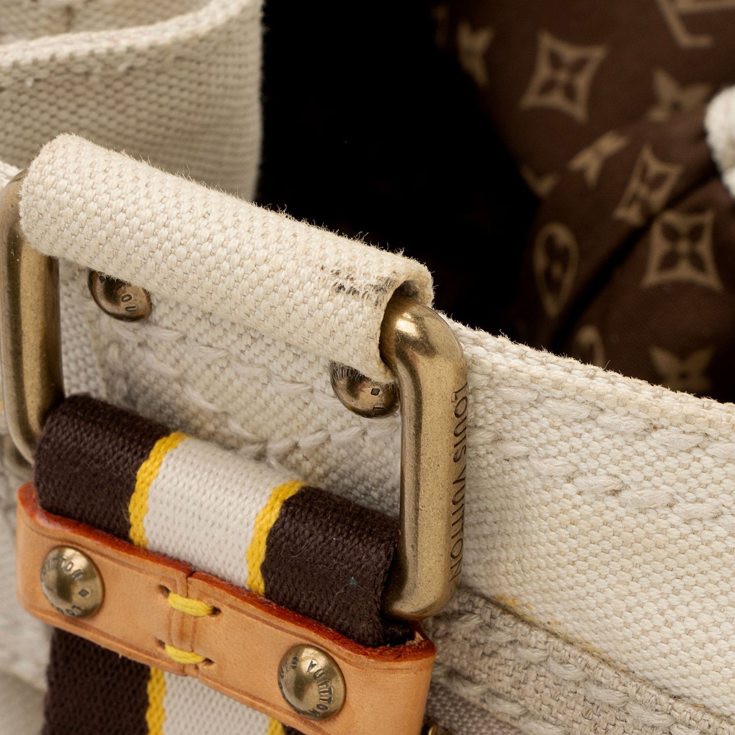 Louis Vuitton Limited Edition Globe Trotter Cabas MM Tote (SHF-OXCz5Q)